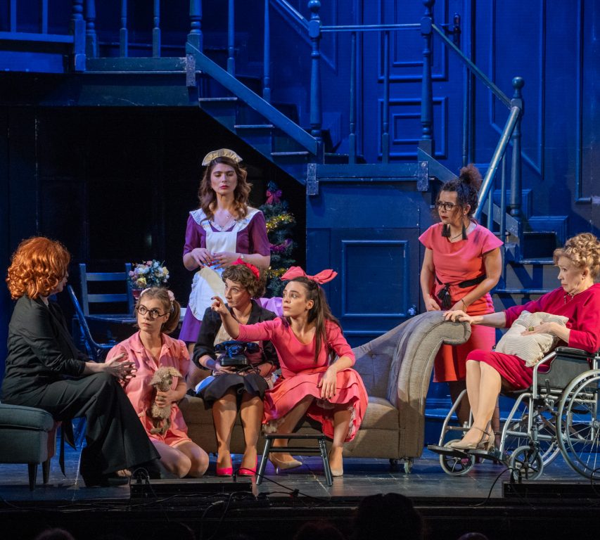 opt femei dec 25 _ foto vd (20)